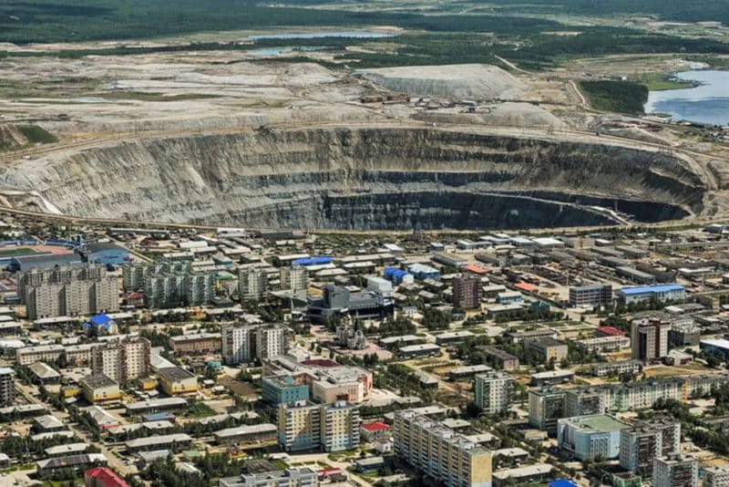 Алмазный город Мирный