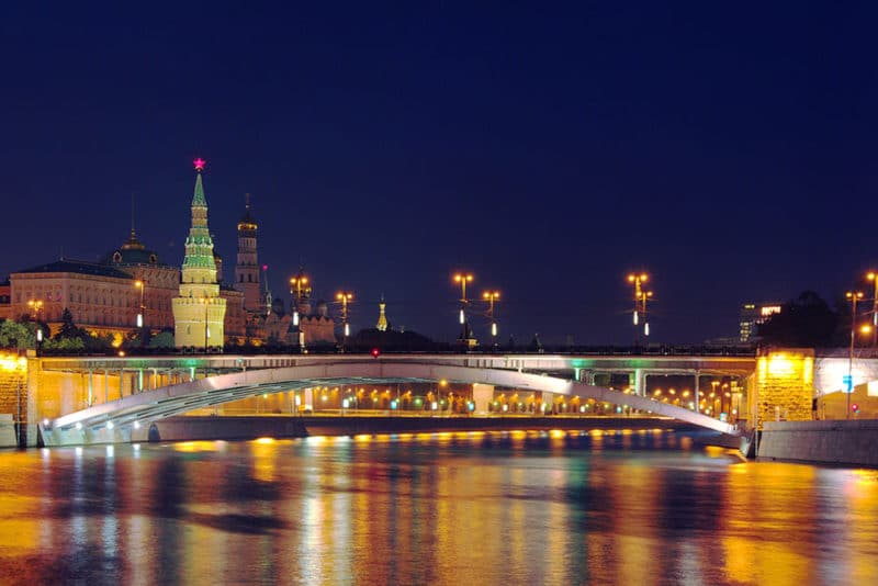 Ночная прогулка на теплоходе Москва Ночная прогулка на теплоходе Москва