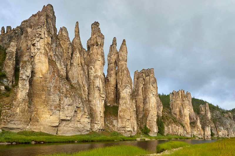 Поющие скалы
